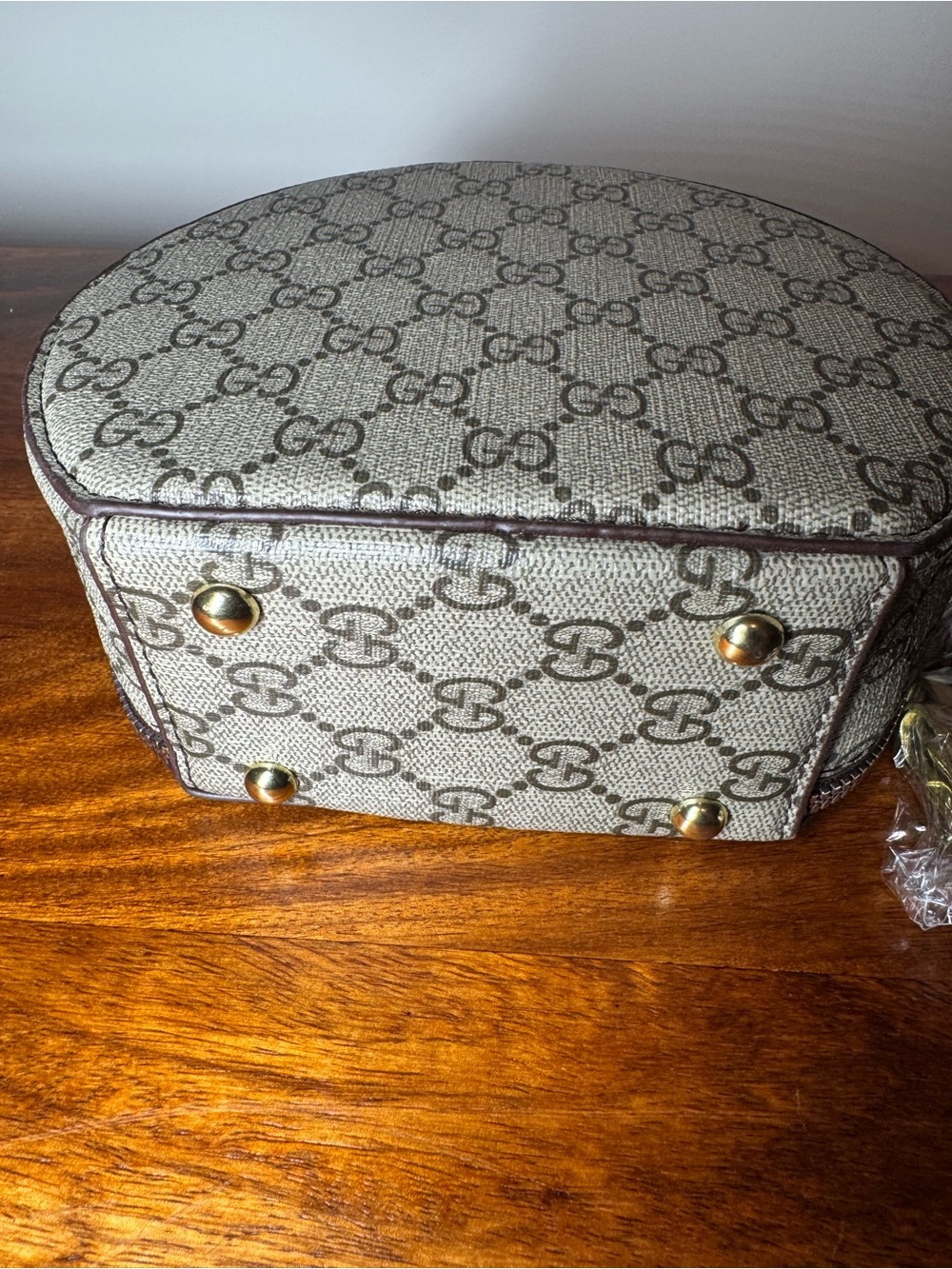 Round Mini Crossbody Bag; No Brand - Picture 8 of 13